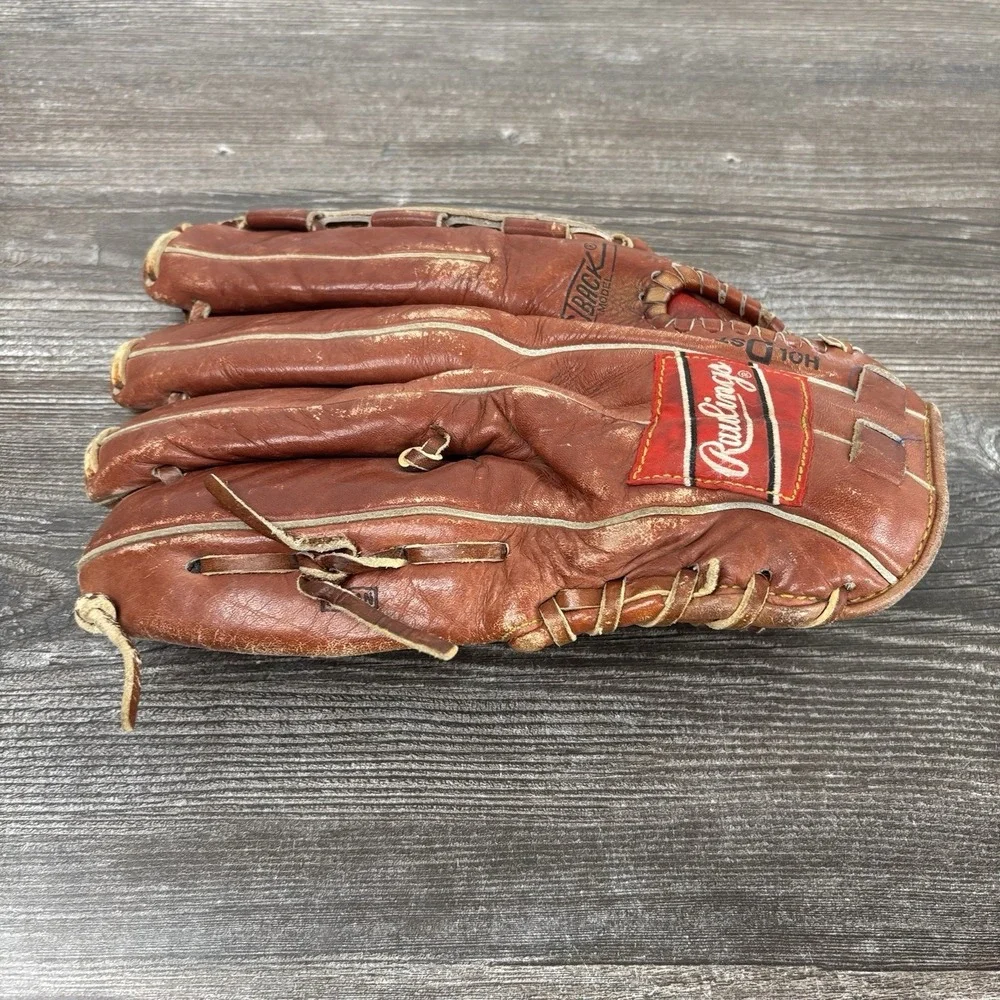 Rawlings has signs